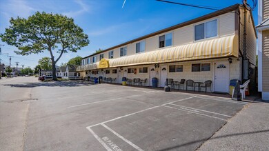 64 W Grand Ave unit 5, Old Orchard Beach, ME 04064 - photo 4