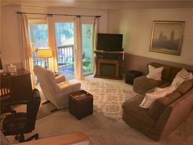 C6 Bristol Woods Dr unit 6C, Bristol, RI 02809 - photo 5