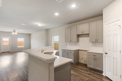 18722 Callalily Bloom Ct, Tomball, TX 77377 - photo 5