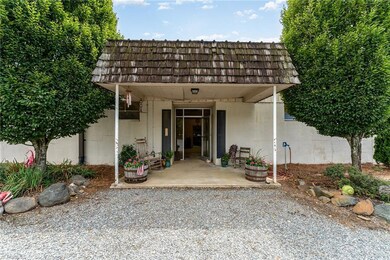 5907 Davis Mill Rd, Greensboro, NC 27406 - photo 2