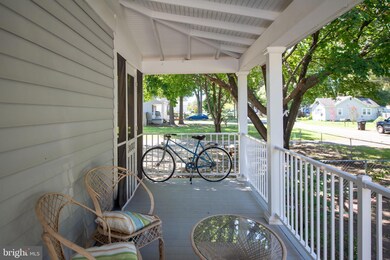 126 5th St, Colonial Beach, VA 22443 - photo 4