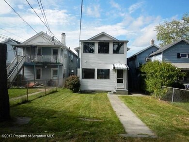 320 N Sumner Ave, Scranton, PA 18504 - photo 2