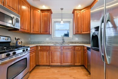 580 E 2nd St unit 5, Boston, MA 02127 - photo 4