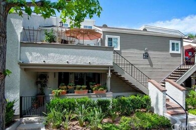 Charming upper unit walking distance to community'