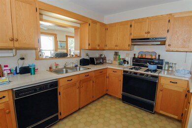 19 High St, Enfield, NH 03748 - photo 5