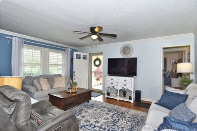 217 E Falletti Ave, Claremore, OK 74017 - photo 5