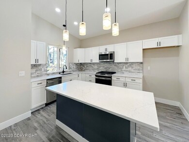 5320 Tudortop Cir, Anchorage, AK 99507 - photo 4