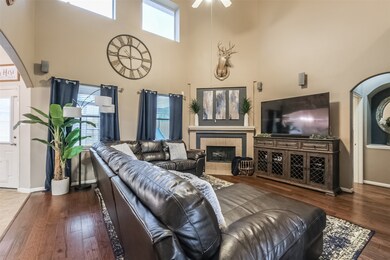 3611 Earlwood Ct, Pearland, TX 77584 - photo 4