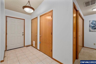 1153 Martin Ct S, Salem, OR 97306 - photo 6