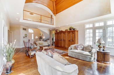 024_2790 Shagbark Dr