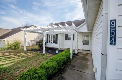 954 Faye St, Statesville, NC 28677 - photo 4