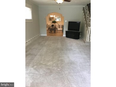 608 Beechwood Ave, Darby, PA 19023 - photo 2