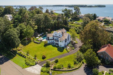 22 Cherry Tree Ln, Riverside, CT 06878 - photo 2