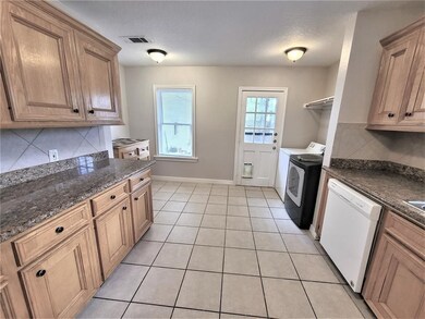 5009 N Main St, Houston, TX 77009 - photo 5