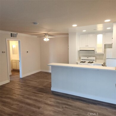 2811 S Fairview St unit B, Santa Ana, CA 92704 - photo 4