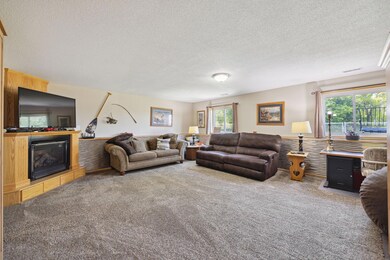 1909 Eastern Star Cir, Sauk Rapids, MN 56379 - photo 5