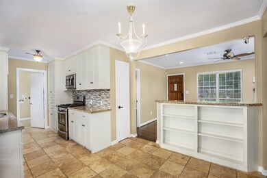 5033 Viking Dr, Houston, TX 77092 - photo 4