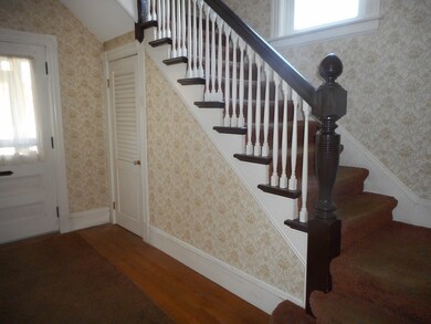 16 Pleasant St, Whitinsville, MA 01588 - photo 7