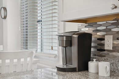 7-print-23223-front-beach-rd-501