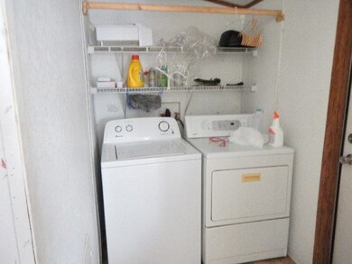 406 2nd St W, Steinhatchee, FL 32359 - photo 5