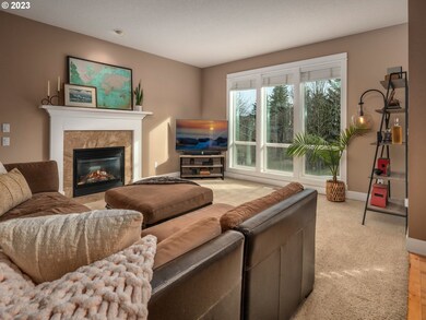 4835 SE Anderegg Loop, Portland, OR 97236 - photo 5