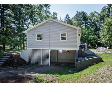 132 Strong St, Easthampton, MA 01027 - photo 3