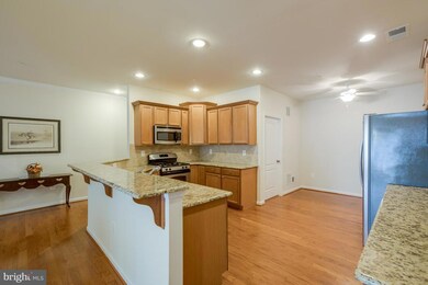 4737 Londonberry Ln, White Plains, MD 20695 - photo 4
