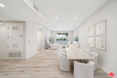 1051 S Corning St unit 103, Los Angeles, CA 90035 - photo 2