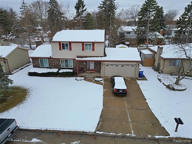 29713 Mackenzie Cir W, Warren, MI 48092 - photo 3