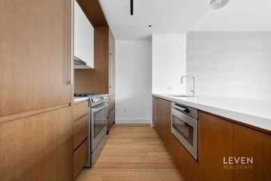 500 Waverly Ave unit 3-D, Brooklyn, NY 11238 - photo 6