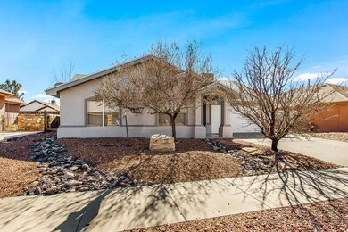 14036 Lago Seco Dr, Horizon City, TX 79928 - photo 2