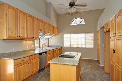 005_Kitchen