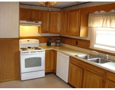 63 Front St, Shirley, MA 01464 - photo 4