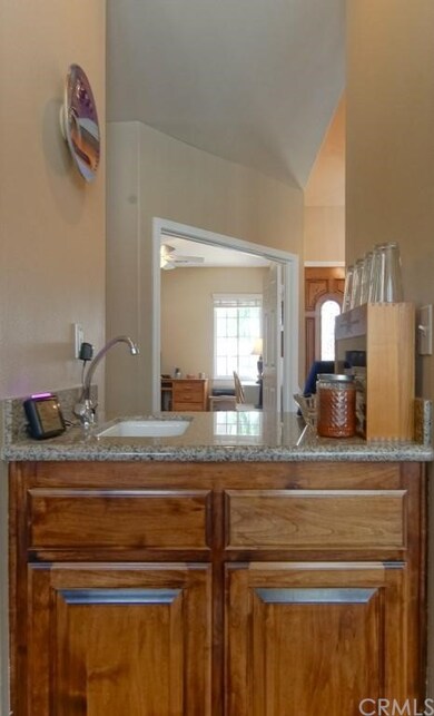 Wet Bar is a Nice Touch!