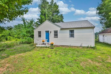 39 Border St, Amherst, NH 03031 - photo 2