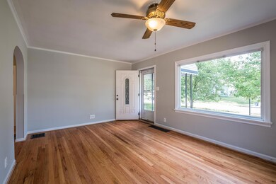 570 E Beechwold-6