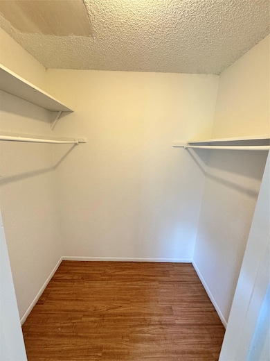 1085 Linde Ave unit 1095, New Braunfels, TX 78130 - photo 3