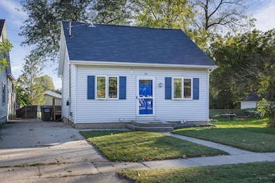 723 E High St, Milton, WI 53563 - photo 2