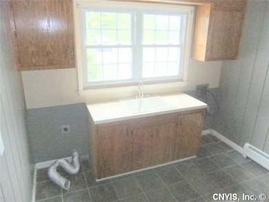 Exterior Front Laundry Room