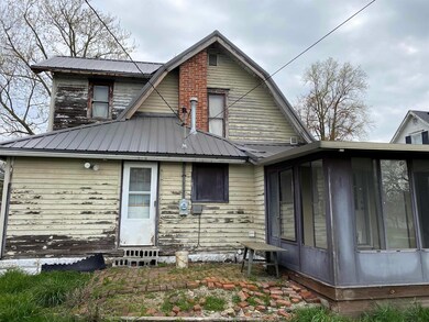 621 W Arch St, Portland, IN 47371 - photo 4