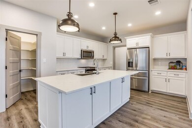 504 Carneros Dr, Sherman, TX 75092 - photo 2