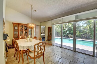 9597 Oregon Rd, Boca Raton, FL 33434 - photo 7