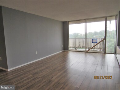 The Carlton unit 1219, Arlington, VA 22204 - photo 2