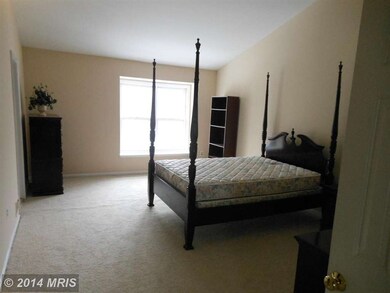 7743 Jewelweed Ct, Springfield, VA 22152 - photo 4