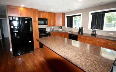 80 Elsie Rd, Brockton, MA 02302 - photo 2