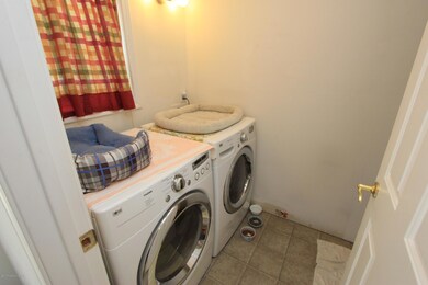 931 Swamp Rd, Hunlock Creek, PA 18621 - photo 7