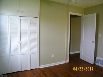 other view of mater bedroom