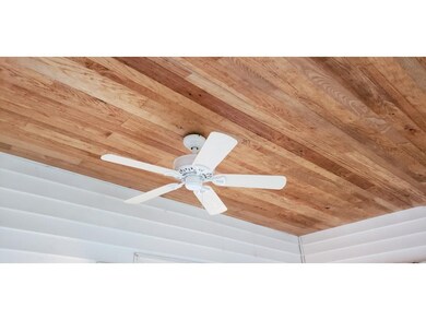 601 Orleans St, Johnson City, TN 37601 - photo 3