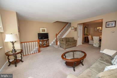 4712 Saint Denis Dr, Philadelphia, PA 19114 - photo 5