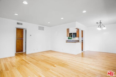 14934 Dickens St unit 3, Sherman Oaks, CA 91403 - photo 5